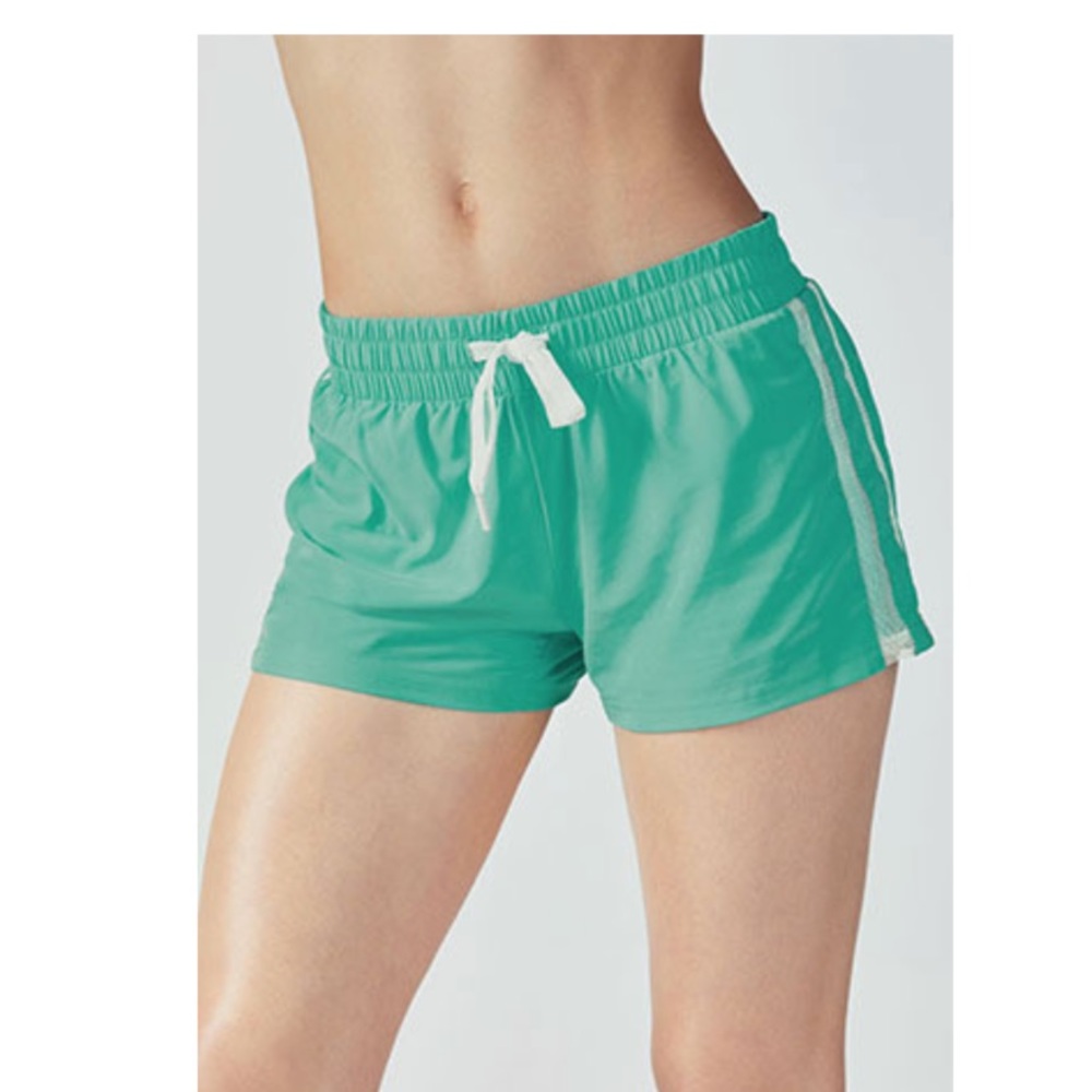 Fabletics Pamela Short in Island/White- Small